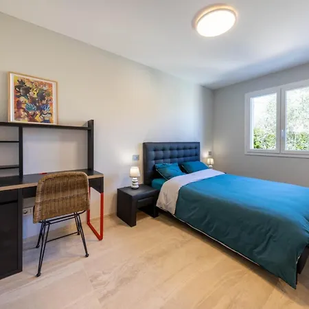 빌라 06ak1 - 4 Bedrooms Swimming Pool And Sauna 빌뇌브루베