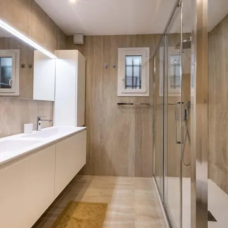 06ak1 - 4 Bedrooms Swimming Pool And Sauna