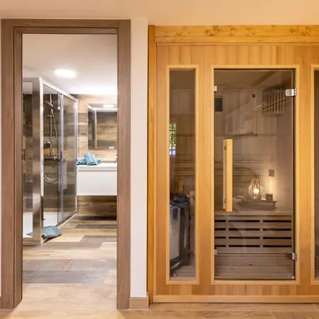 06ak1 - 4 Bedrooms Swimming Pool And Sauna Villeneuve-Loubet